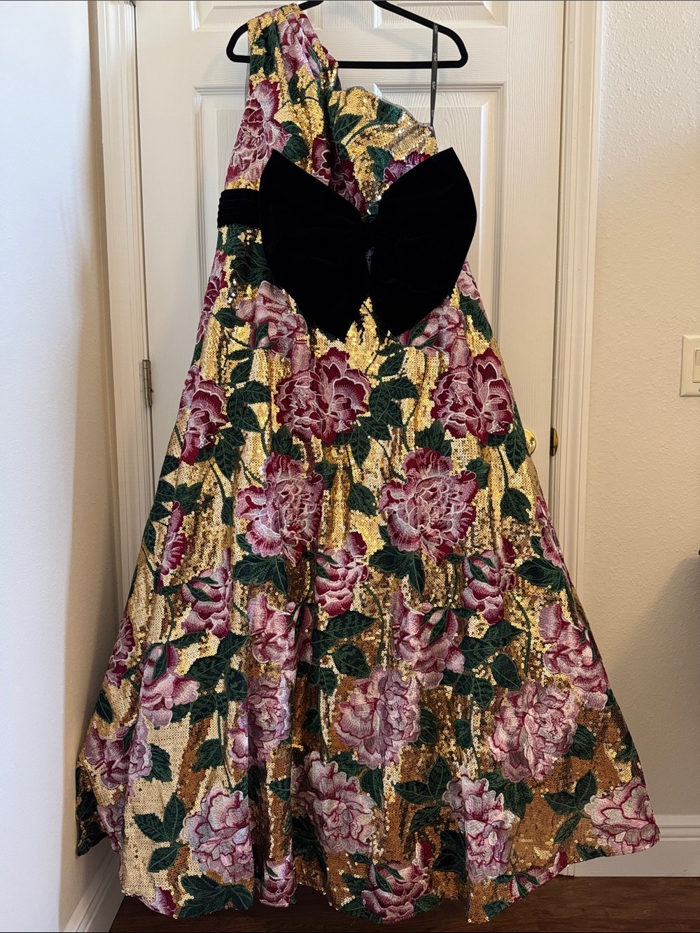 Mac Duggal 21194 One Shoulder Sequin Ball Gown With Velvet Bow Size 16 NWOT - Picture 8 of 12